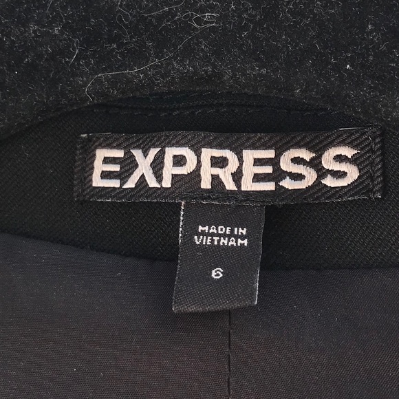 Express Notch Collar One Button Black Blazer - Picture 7 of 8